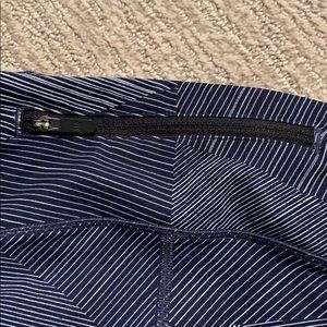 lululemon athletica Pants - navy and white stripped size 4 lulu leggings lululemon athletica Pants - navy and white stripped size 4 lulu leggings